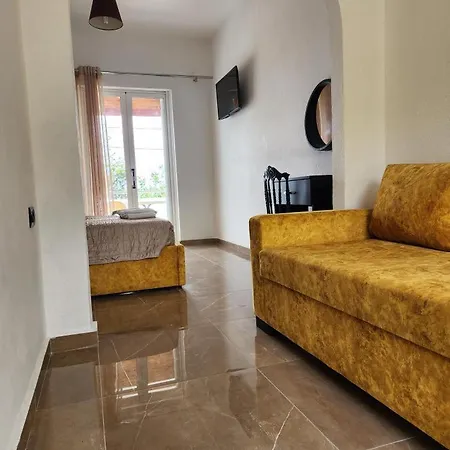 Corali Hotel *